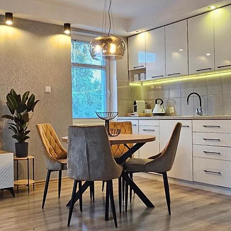 Apartament W Centrum Z Widokiem Na Jeziorko Kętrzyn Eksteriør bilde