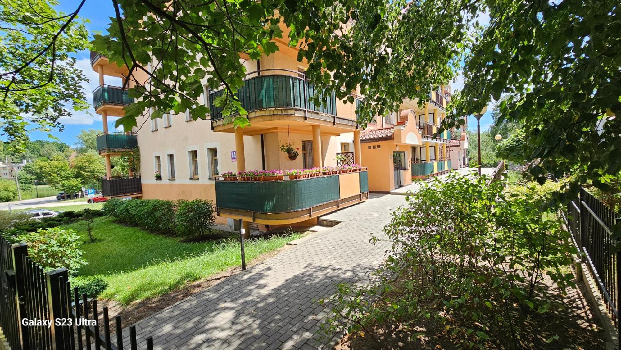 Apartament W Centrum Z Widokiem Na Jeziorko Kętrzyn Eksteriør bilde